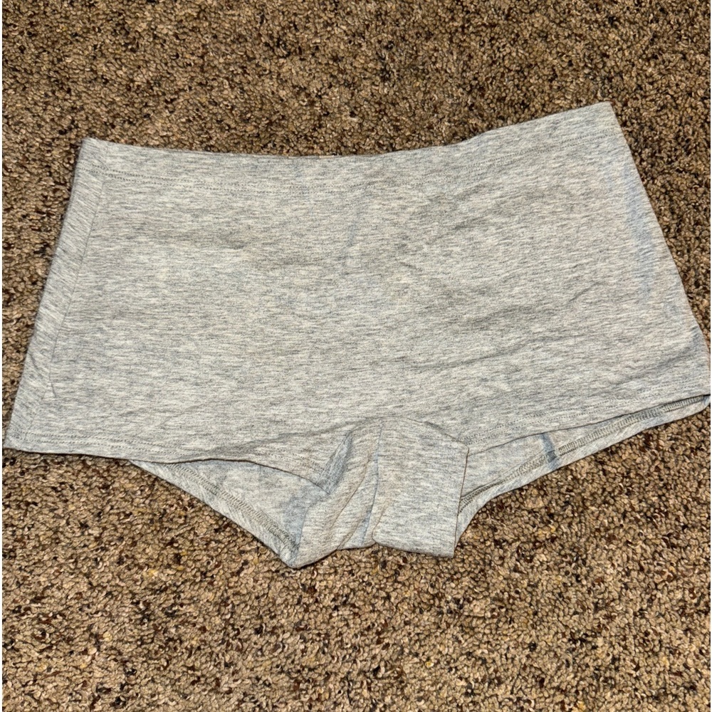 Peach PINK Victorias secret boy short panties. Size medium